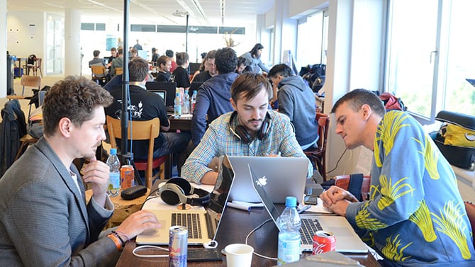 Developers kunnen hun lol op bij de tweede Dutch Open Hackathon