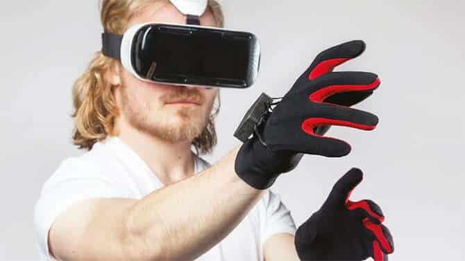 manus-gear-vr