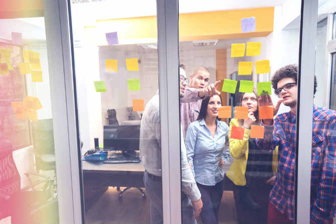 Here are all the pros and cons of joining a startup for your first job