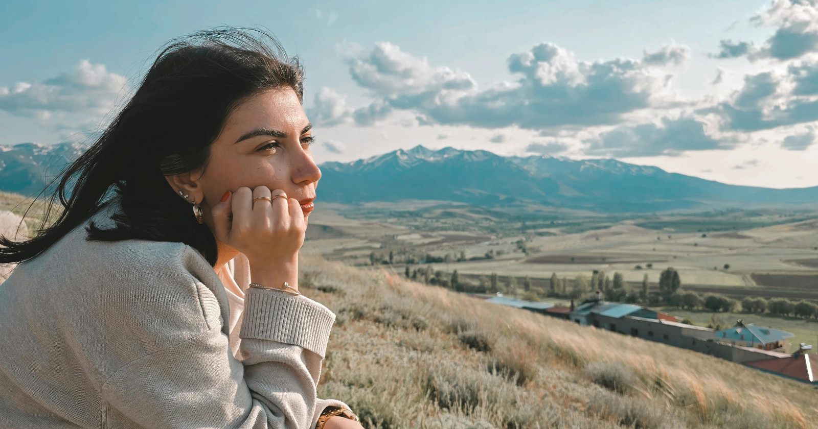 7 quiet signs someone has been through enough hard times to develop genuine emotional strength instead of just a protective shell