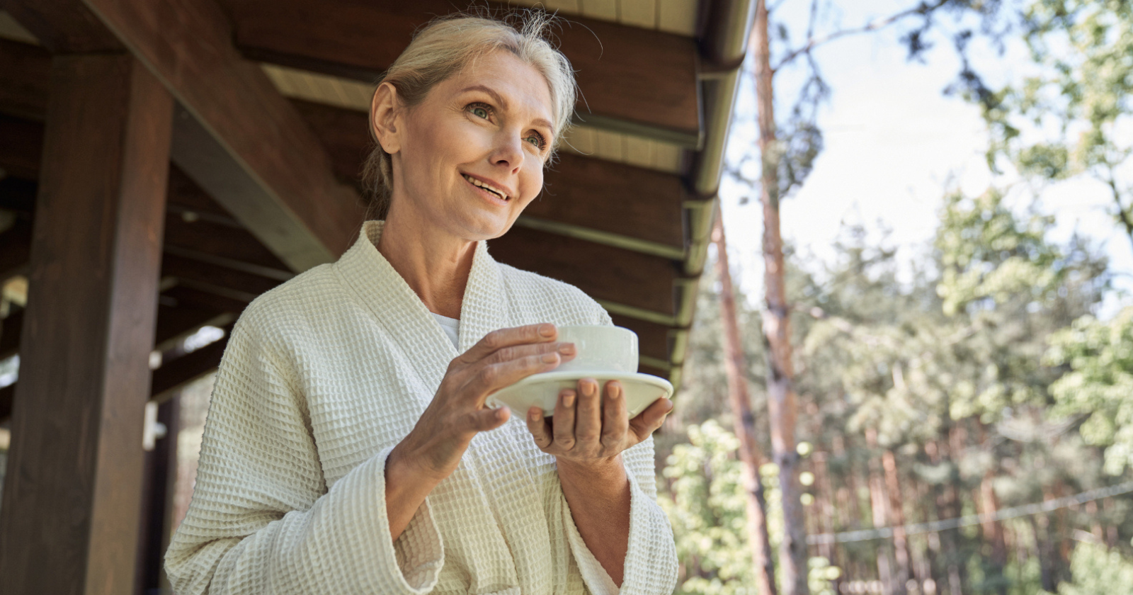Psychology says people who are genuinely content in their 70s aren't the ones who avoided hardship, they're the ones who stopped waiting for life to feel finished before they allowed themselves to enjoy it