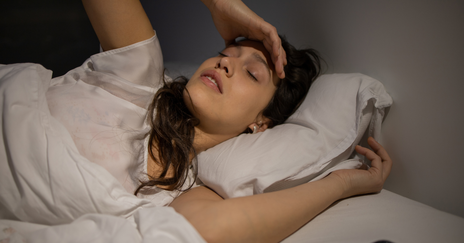 If you wake up between 3-5 AM without an alarm, your brain is trying to tell you something important