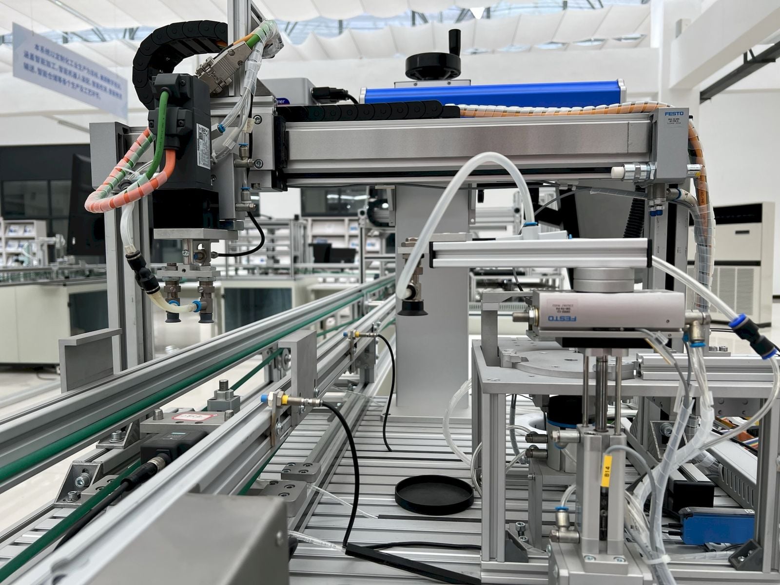 How does a single company operating out of a Dutch town of 45,000 people build the only machines on Earth capable of printing the world's most advanced computer
