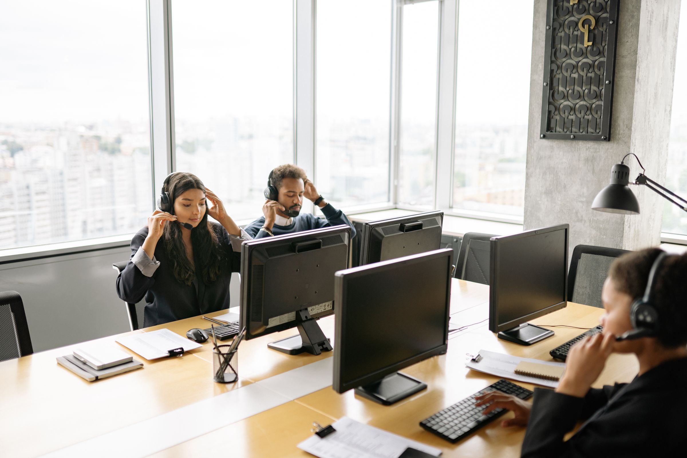 Researchers followed 1,793 BT call-centre workers for six months and found that a one-point rise in weekly happiness was associated with roughly 12% higher sales productivity—not because employees worked longer, but because they converted more calls into sales.