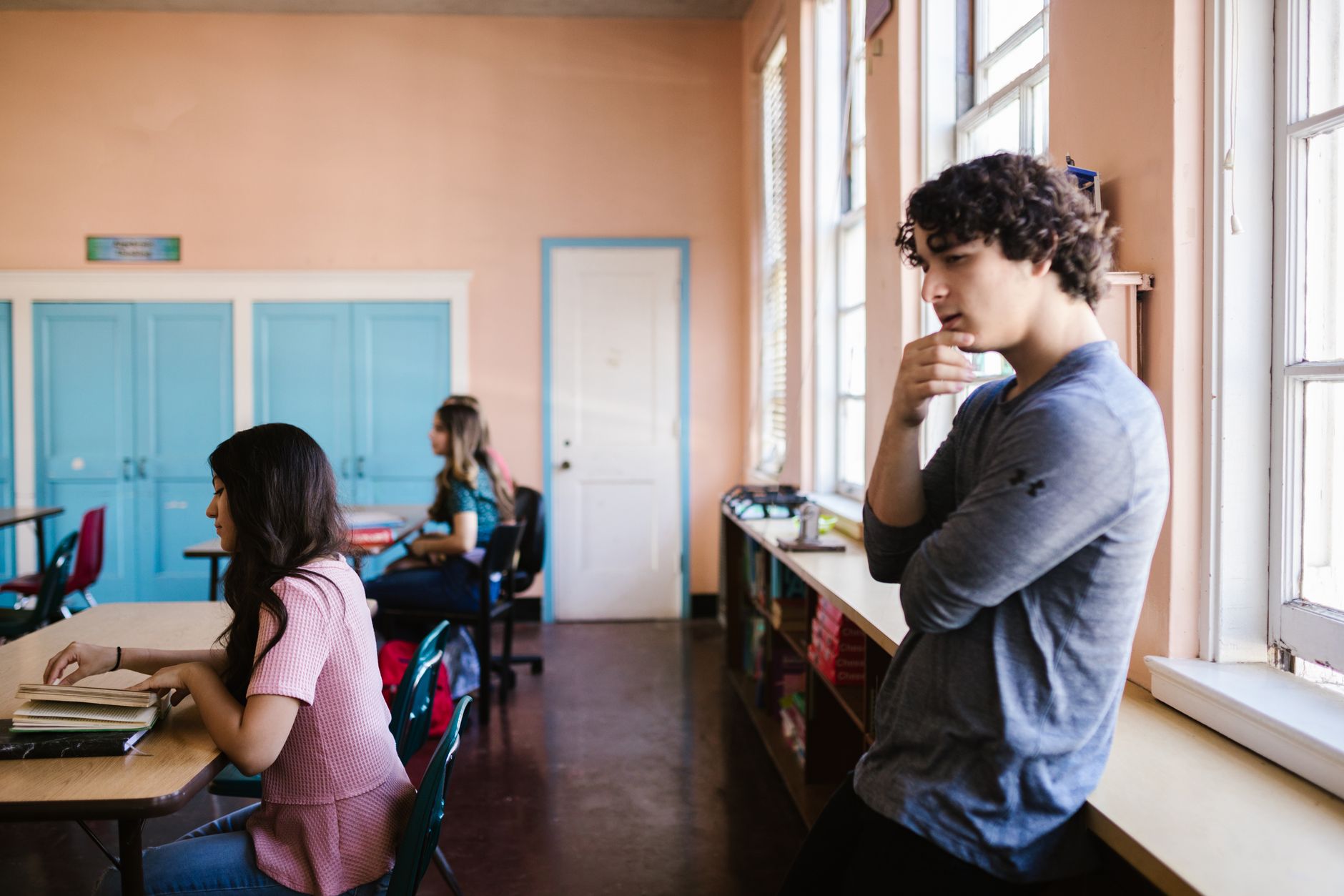 High-school students studying and reflecting during a classroom session